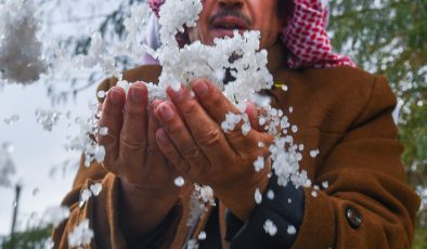 بارینی بەفر لە کوێت هەستێکی جیاوازی لەلایەن دانیشتووانی وڵاتەکەوە دروستکردووە